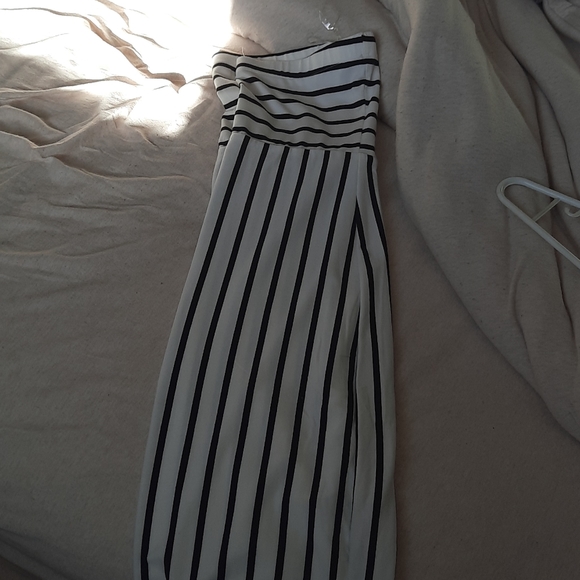 Womens summer dress - Picture 2 of 2